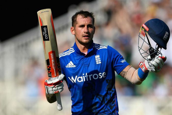 ___5437783___https:______static.pulse.com.gh___webservice___escenic___binary___5437783___2016___8___30___23___alexhalescropped_1com3zrsapdyq1rnky4us6skpn