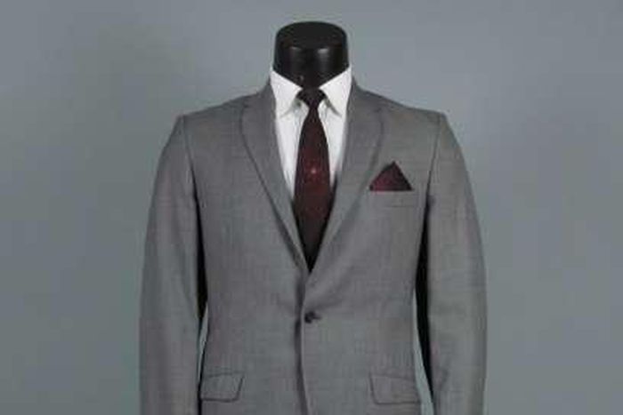 Suit (1950)