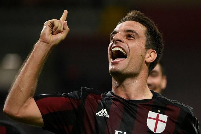 Giacomo Bonaventura and his club AC Milan are hoping to prevent another crown for Juventus in the Italian top league Serie A