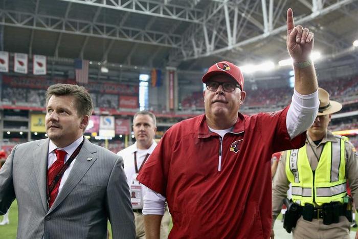 ___5209144___https:______static.pulse.com.gh___webservice___escenic___binary___5209144___2016___6___29___22___michael-bidwill-left-and-bruce-arians_18509abyfljlb1nzfsi6lqe23t