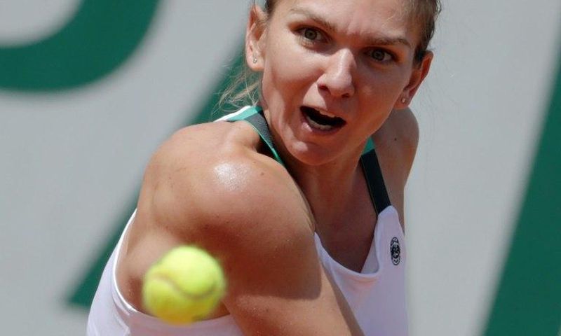 Romania's Simona Halep in action against Ukraine's Elina Svitolina in the French Open quarter-finals on June 7, 2017