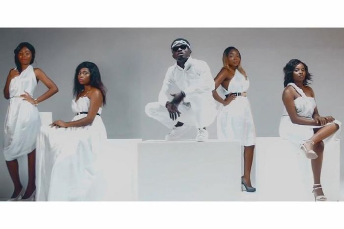 Kuami Eugene - Hiribaba feat. MzVee