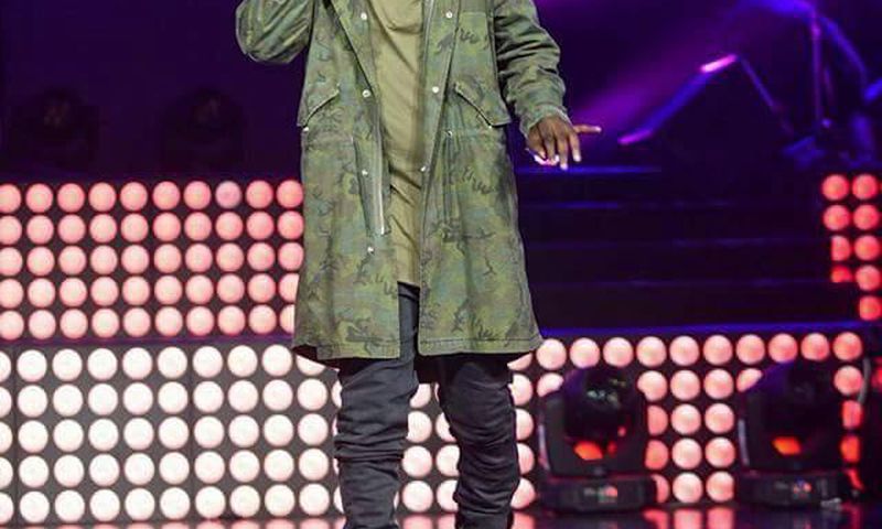 Sarkodie performing at the 2016 Vodafone Ghana Music Awards