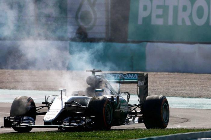 ___5578246___https:______static.pulse.com.gh___webservice___escenic___binary___5578246___2016___10___7___16___hamilton-cropped_1jigtwcf5cyp51brxa1eh85ocw