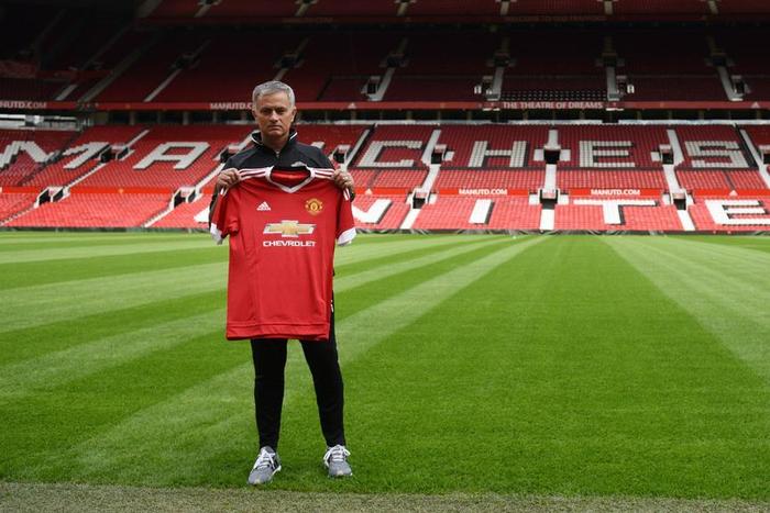 ___5252860___https:______static.pulse.com.gh___webservice___escenic___binary___5252860___2016___7___12___12___josemourinho-cropped_1lvw2xbrxxbd41e4s47dzsw2i0
