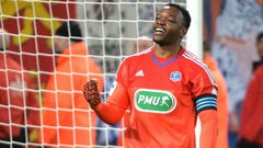___4519317___https:______static.pulse.com.gh___webservice___escenic___binary___4519317___2016___7___1___17___steve-mandanda-cropped_19239n30fp4br1s9bc5op3nkic