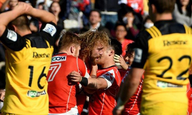 The Wellington Hurricanes swamp Japan's hapless Sunwolves in an embarrassingly lopsided game