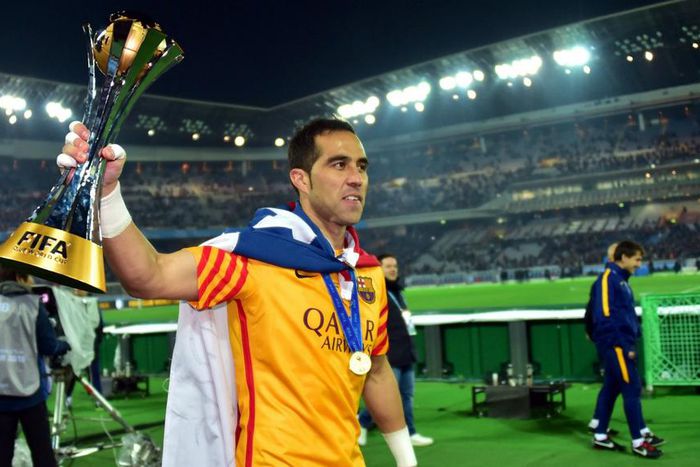 ___5384432___https:______static.pulse.com.gh___webservice___escenic___binary___5384432___2016___8___16___16___claudio-bravo-cropped_tnur7p8m690q185acuufnfcnz_2