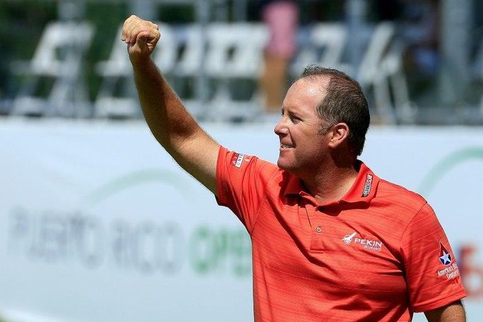 D.A. Points acknowledges the crowd after winning the Puerto Rico Open