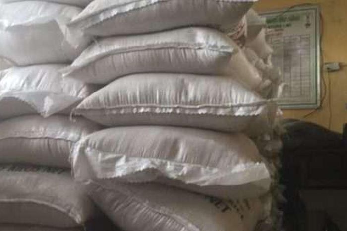 ___5951537___https:______static.pulse.com.gh___webservice___escenic___binary___5951537___2016___12___26___10___The-seized-rice-Credit-BBC