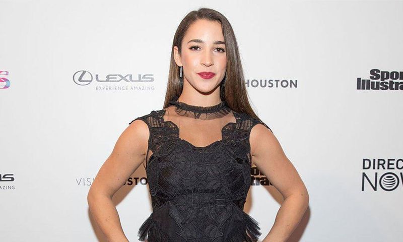 ___6753641___https:______static.pulse.com.gh___webservice___escenic___binary___6753641___2017___5___29___18___aly-raisman-body-shaming-airport