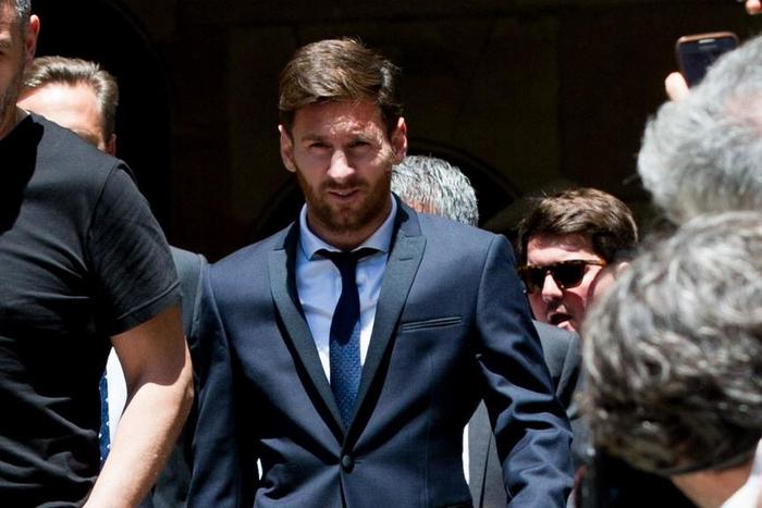 ___5105832___https:______static.pulse.com.gh___webservice___escenic___binary___5105832___2016___7___14___18___lionelmessi-cropped_1lillinftpxsj13zu8g39zzyp3_2
