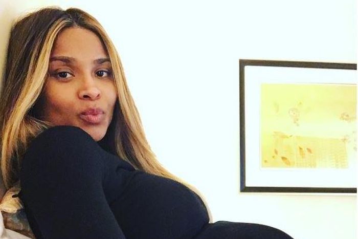Ciara shows off baby bump
