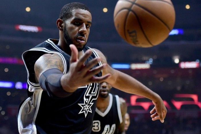 LaMarcus Aldridge scored 23 points to power San Antonio over visiting Memphis 97-90, at AT&T Center in San Antonio, Texas, on March 23, 2017