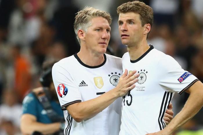 ___5241054___https:______static.pulse.com.gh___webservice___escenic___binary___5241054___2016___7___8___15___bastian-schweinsteiger-thomas-muller-cropped_mo9imz13ydp01v02d25jevv8o_2