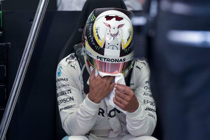 ___5500652___https:______static.pulse.com.gh___webservice___escenic___binary___5500652___2016___9___17___0___lewishamilton-cropped_dtxbiyho8lyj1u7n1rq2rab7b_2