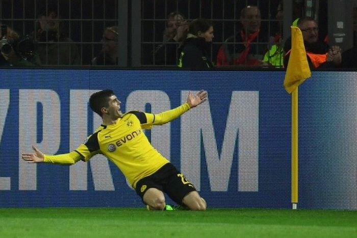 Borussia Dortmund's Christian Pulisic celebrates scoring a goal during their UEFA Champions League match against Benfica, in Dortmund, on March 8, 2017