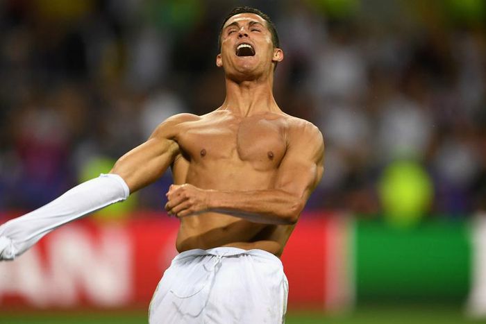 ___5377803___https:______static.pulse.com.gh___webservice___escenic___binary___5377803___2016___8___14___18___cristianoronaldo-cropped_1vaa9auev90iw1oo55ckhbq41m