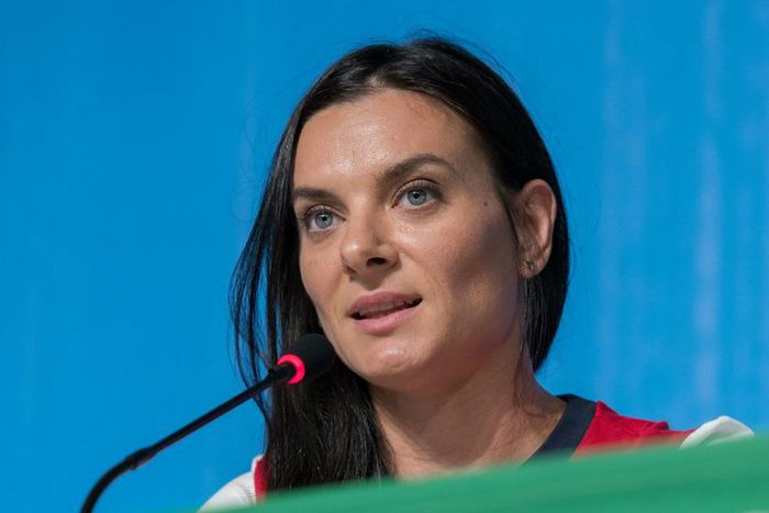 ___5399021___https:______static.pulse.com.gh___webservice___escenic___binary___5399021___2016___8___20___0___yelenaisinbayeva-cropped_1o5jyan197nuj1n3bp210zdztm_2