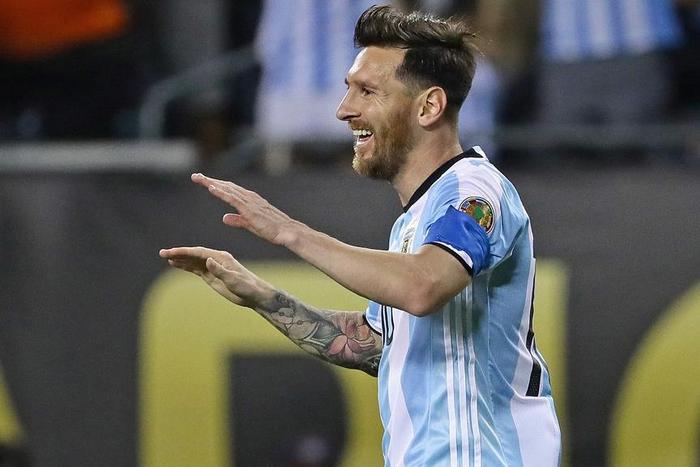 ___5139439___https:______static.pulse.com.gh___webservice___escenic___binary___5139439___2016___6___12___14___lionelmessi-cropped_9yde19vsbtd0161n3wbcv03p9