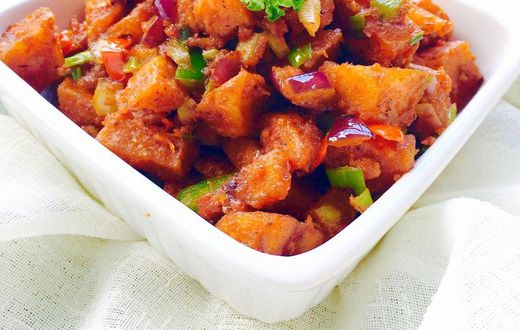 Peppered yam and plantain (dooneyskitchen.com)
