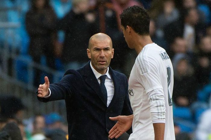 ___5388875___https:______static.pulse.com.gh___webservice___escenic___binary___5388875___2016___8___17___16___zidane-varane-cropped_py0rtwdg0x4y1venzs971q8uw_2