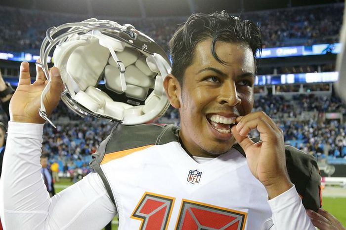 ___5589742___https:______static.pulse.com.gh___webservice___escenic___binary___5589742___2016___10___11___14___roberto-aguayo-101016-getty-ftr-usjpg_18py9qhtfkoiu10xm2rd1rtqik