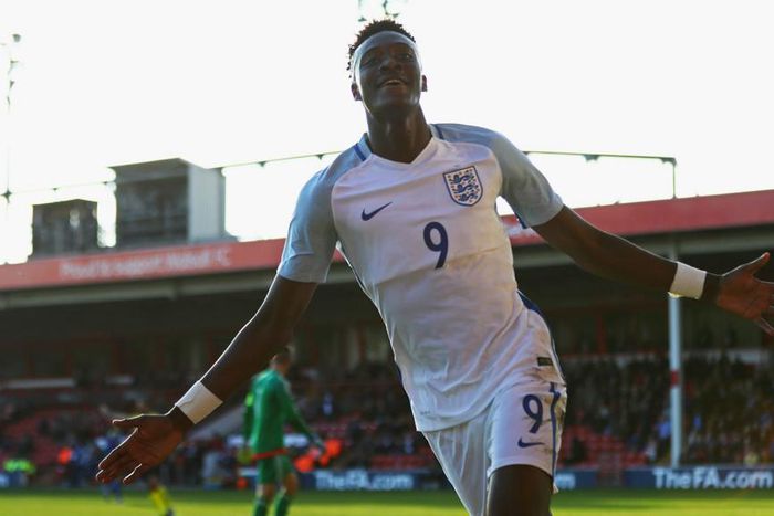 ___5595789___https:______static.pulse.com.gh___webservice___escenic___binary___5595789___2016___10___12___13___tammyabraham-cropped_3nlykl8ydxiv1avfm2sq2g1fu_2