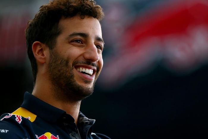 ___5210253___https:______static.pulse.com.gh___webservice___escenic___binary___5210253___2016___6___30___10___danielricciardo-cropped_tc1kv10rrymp18nbhjvztuwg3