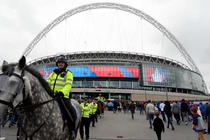 ___5548465___https:______static.pulse.com.gh___webservice___escenic___binary___5548465___2016___9___30___1___wembleystadium-cropped_1tz7kz0c718py1hghizjf7hli0