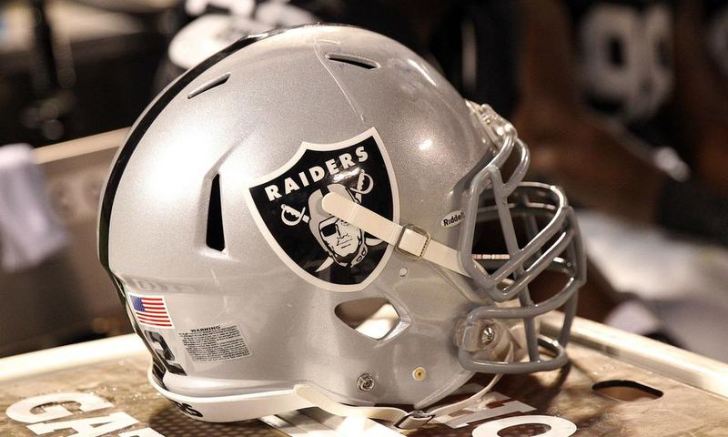 ___5508435___https:______static.pulse.com.gh___webservice___escenic___binary___5508435___2016___10___12___13___oakland-raiders-eyeing-move-to-las-vegas_mjgbvdu1886j1bhj03lh0h8a2_2