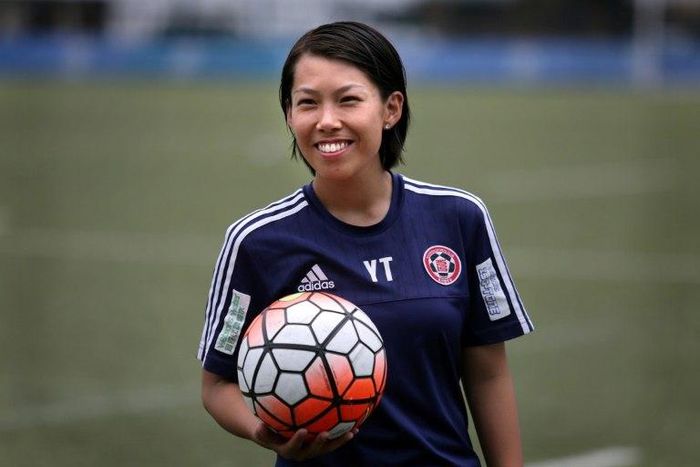 Pioneering female coach Chan Yuen-ting has stepped down a year after making history as the first woman to lead a team to a men's top flight league title