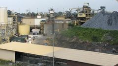 AngloGold Ashanti's main sulphide treatment plant is seen in Obuasi  in a file photo.   REUTERS/Kwasi Kpodo