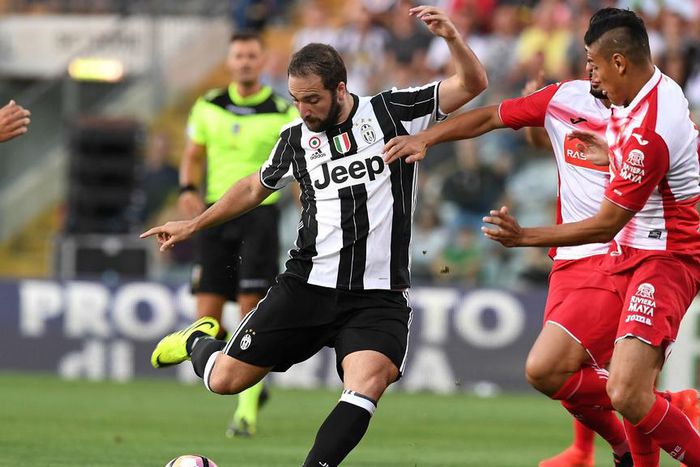 ___5376451___https:______static.pulse.com.gh___webservice___escenic___binary___5376451___2016___8___14___3___gonzalo-higuain-cropped_r1hwm0odsfiu15pfcqzo0lzod_2