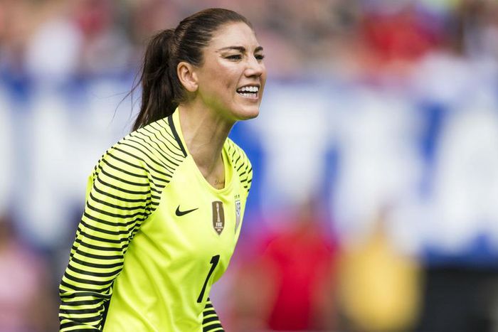 ___5374116___https:______static.pulse.com.gh___webservice___escenic___binary___5374116___2016___8___12___23___solo-hope-usnews-getty_1hacnhy272an31biv0r7jhcdaw_2