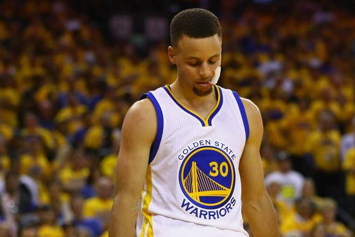 ___5147266___https:______static.pulse.com.gh___webservice___escenic___binary___5147266___2016___6___14___13___steph-curry_1f7upe9co3ert1932fcn4ggw7o