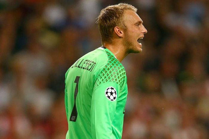 ___5416585___https:______static.pulse.com.gh___webservice___escenic___binary___5416585___2016___8___24___21___jasper-cillessen-cropped_1qoh2pzv7zyqx1y113eskbi9y6