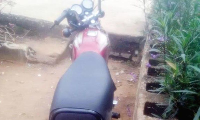 The recovered motorcycle (Illustration)