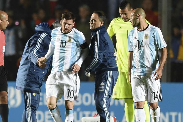 ___5085305___https:______static.pulse.com.gh___webservice___escenic___binary___5085305___2016___5___28___16___lionel-messi-cropped_cphv6af86bau13aklmezvszdo