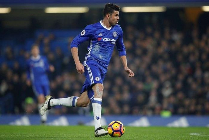 Chelsea's Brazilian-born Spanish striker Diego Costa runs in on goal but is offside during the English Premier League football match between Chelsea and Hull City at Stamford Bridge in London on January 22, 2017