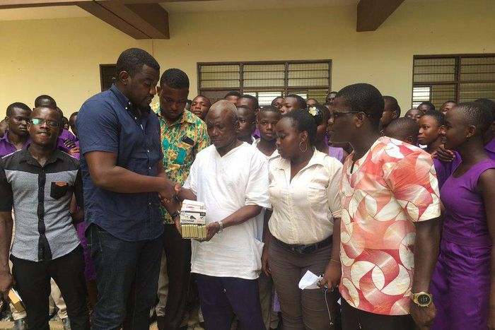 John Dumelo donates six maths sets as part of his Volta region tour