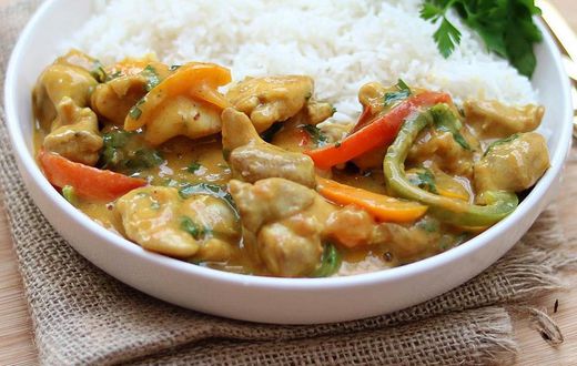 Coconut chicken curry and rice (Foodace)