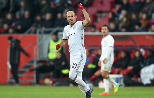 Bayern Munich's midfielder Arjen Robben reacts after his goal against Ingolstadt 04 on February 11, 2017