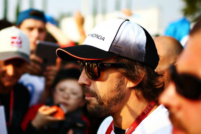 ___5452594___https:______static.pulse.com.gh___webservice___escenic___binary___5452594___2016___9___4___1___alonso-cropped_1twxnsz4sxn7n1qg0vhlugatkb