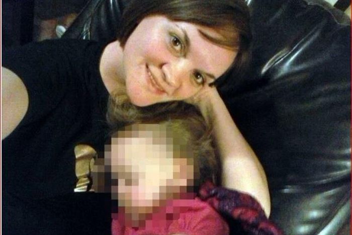 Woman arrested for putting 2-yr-old daughter in an oven