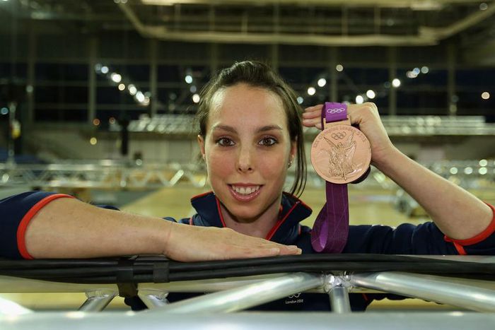 ___4662395___https:______static.pulse.com.gh___webservice___escenic___binary___4662395___2016___2___8___17___bethtweddle-cropped_1f9mpg0rkxhbt1qpzfl305o1vg
