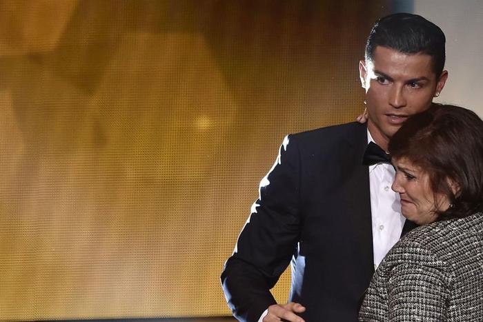 ___4968604___https:______static.pulse.com.gh___webservice___escenic___binary___4968604___2016___4___27___23___cristianoronaldo-cropped_vdzqdvwc0pfc1do7pgmcgh0lz