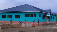 Neuce paints Potter's Village