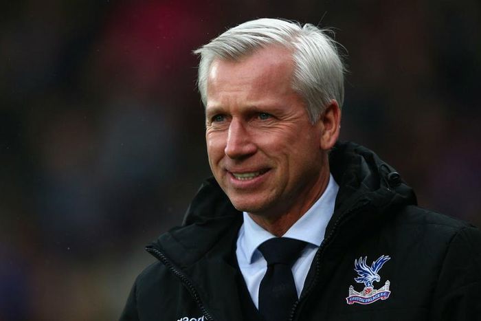 ___4894130___https:______static.pulse.com.gh___webservice___escenic___binary___4894130___2016___4___7___21___alanpardew-cropped_13nozue561yp31ecqkqr3w2t5h_1