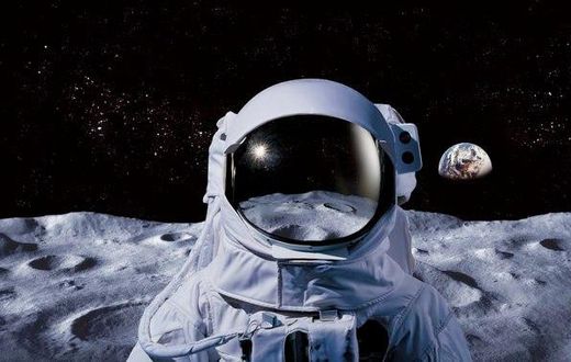 Nigerian astronaut trapped in space for the past 25 years